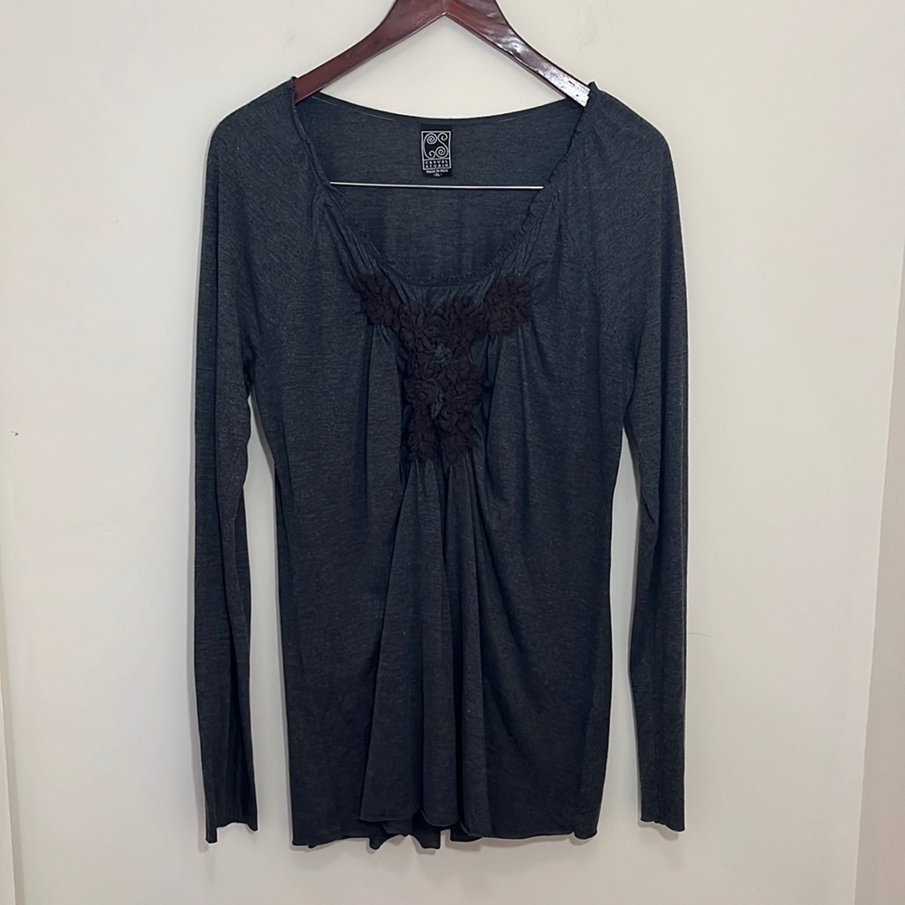 Casual Studio Women’s Long Sleeve Shirt Size XL